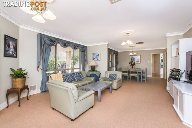 17 Denise Close SHELLEY WA 6148