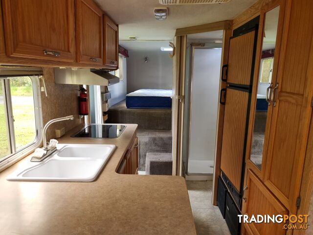 2006 Okanagan Eclipse 24.5 SL Fifth Wheel Caravan