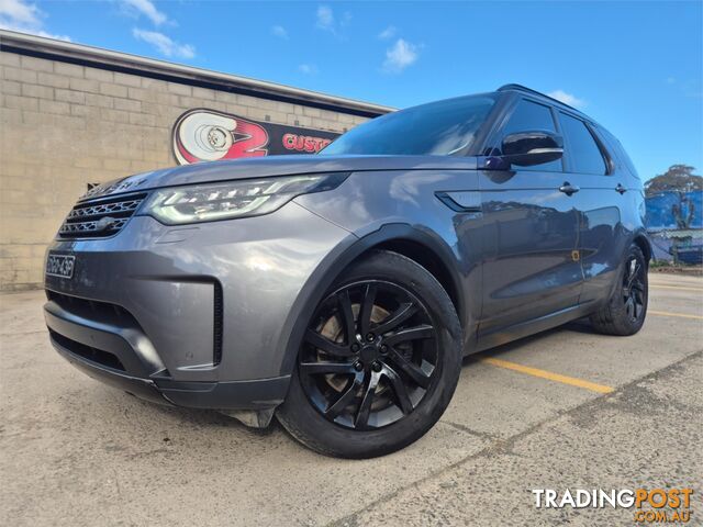 2017 Land Rover Discovery TD6 SE