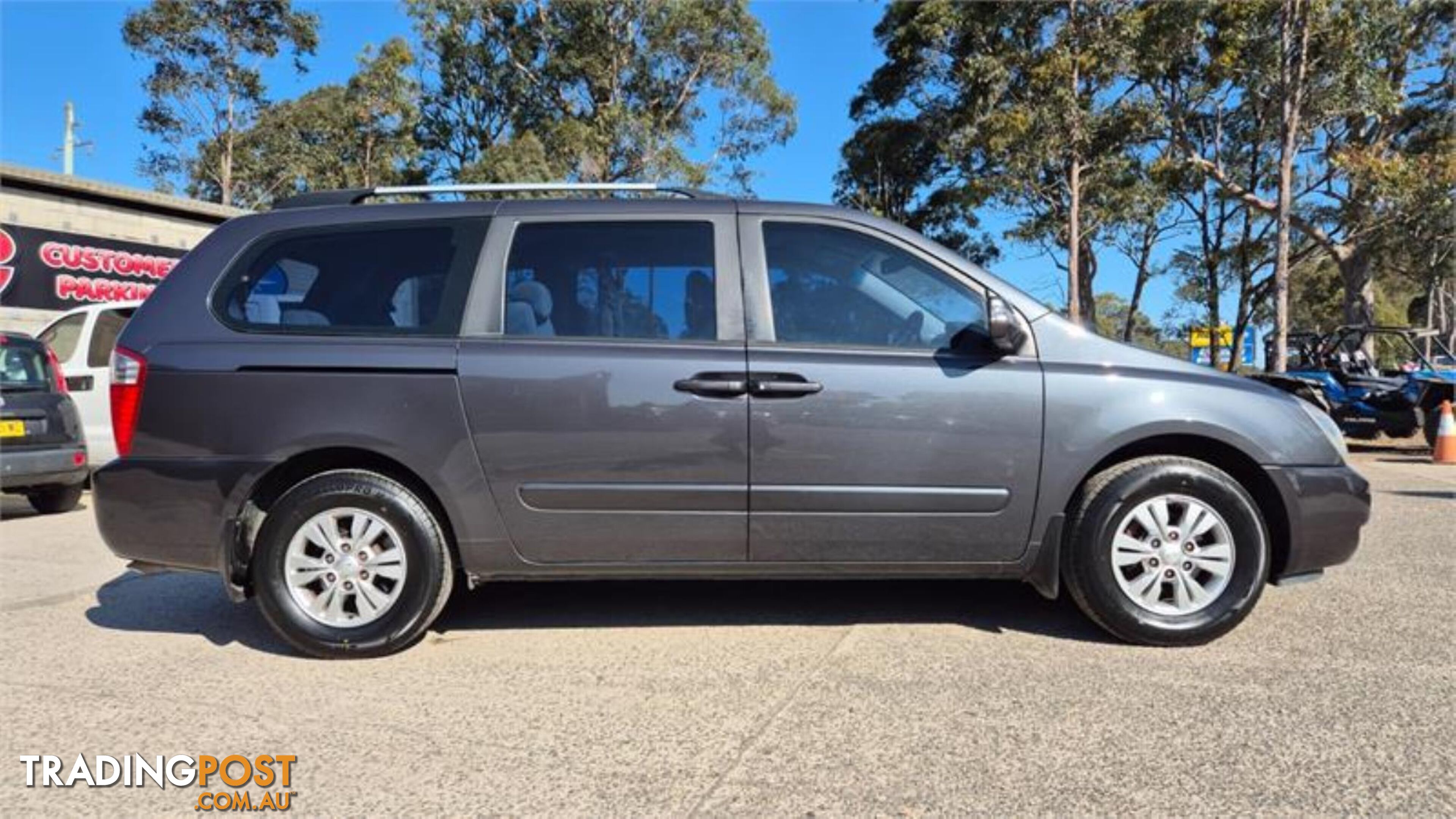 2012 KIA GRANDCARNIVAL SI VQMY12 WAGON