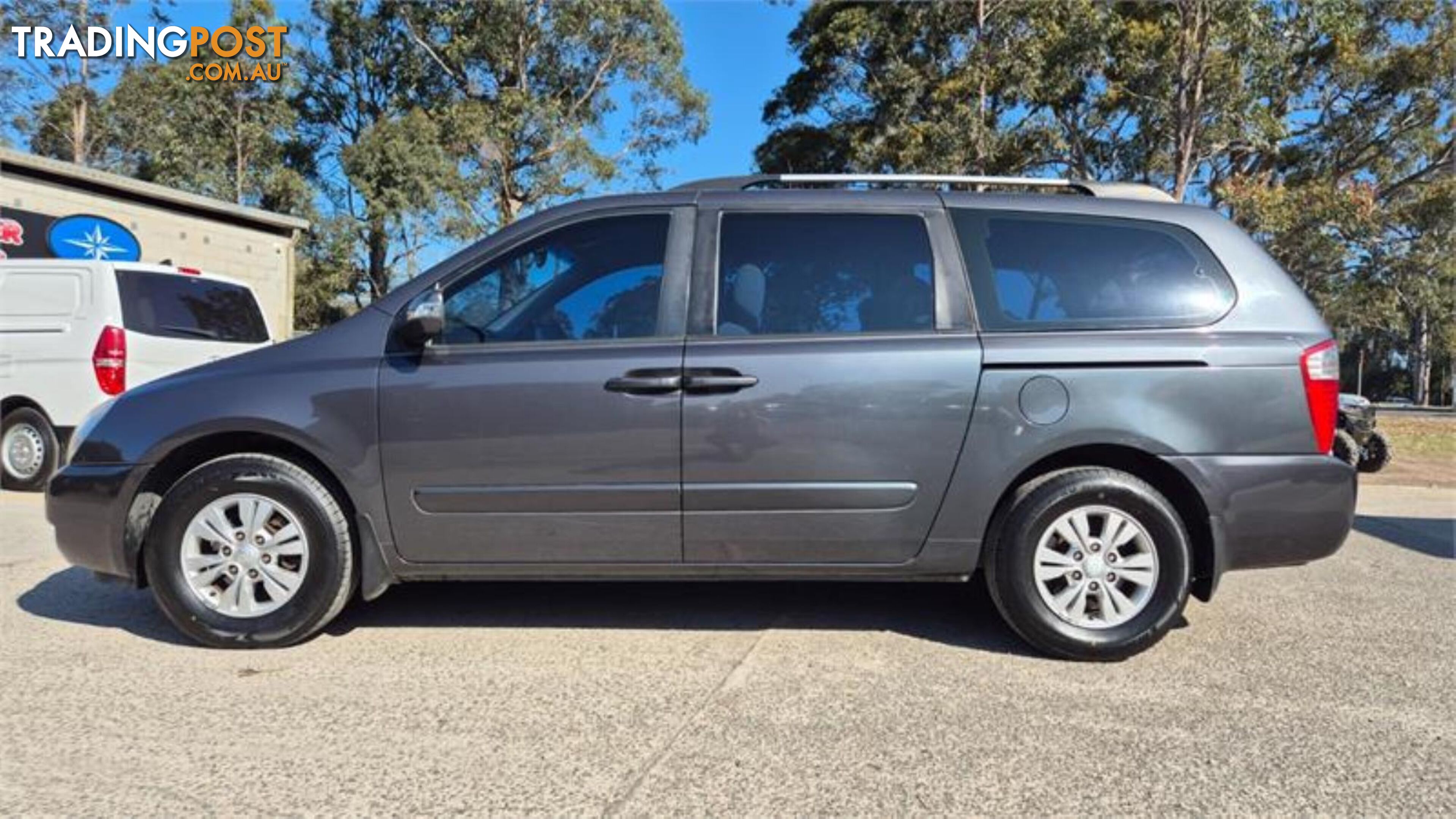 2012 KIA GRANDCARNIVAL SI VQMY12 WAGON