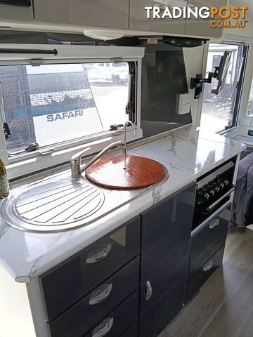 2020 BlueSky Tundra 18ft Caravan - photo 5 of 7