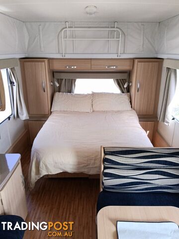 2011 Jayco Discovery 16ft Poptop - photo 4 of 7