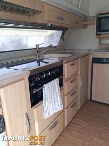 2011 Jayco Discovery 16ft Poptop - photo 2 of 7