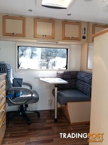 2014 Davsher Xplorer 17â6 Caravan - photo 4 of 10
