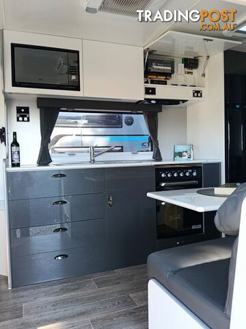 2019 Majestic Knight SLX 21ft Caravan - photo 2 of 10