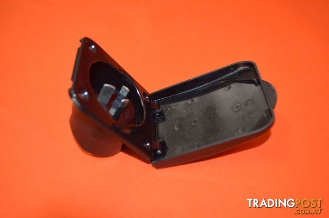 240V 15amp Power Inlet IP44 - Black - SKU3016 - photo 2 of 4