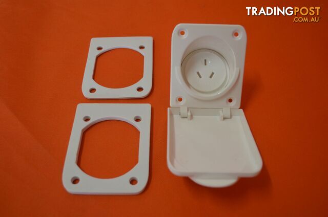 240V 10amp Power Outlet IP44 - White - SKU3009 - photo 3 of 4