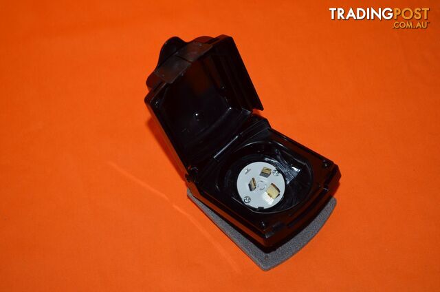 Clipsal - 15 amp double pole Power Inlet, IP34, Black, 435VFS15 - SKU3074 - photo 4 of 5