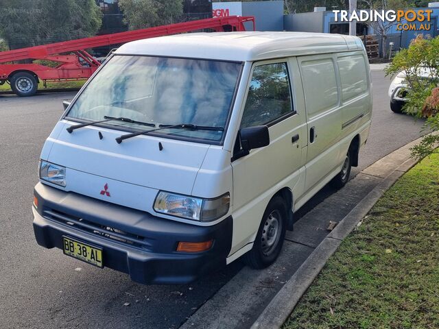 2008 MITSUBISHI EXPRESS  SJ VAN