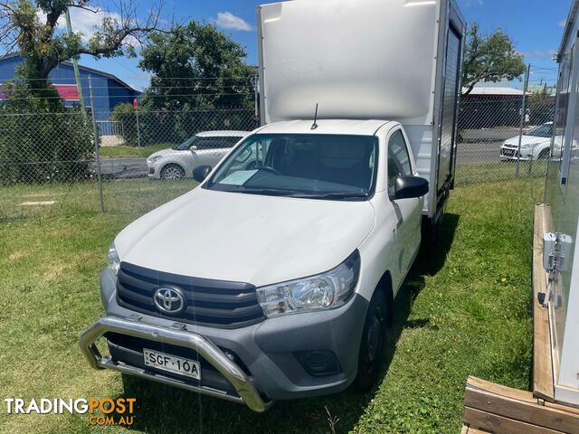 2017 TOYOTA HILUX TGN121R WORKMATE CAB CHASSIS