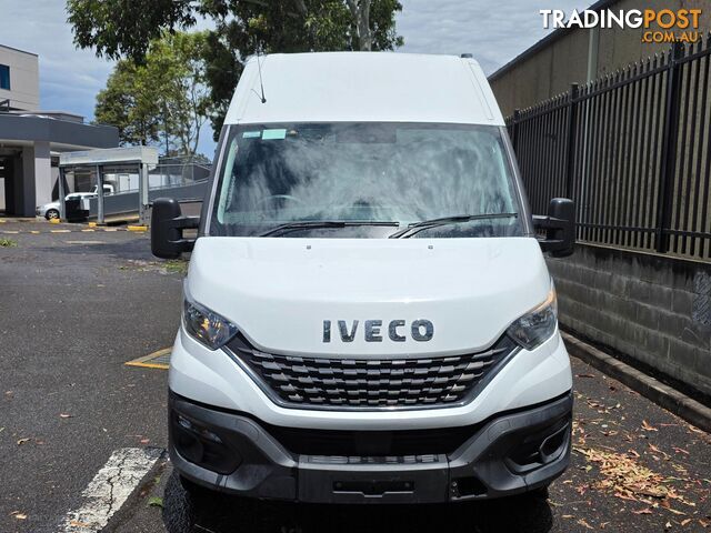 2022 IVECO DAILY 4X2 35S18V VAN - photo 2 of 14