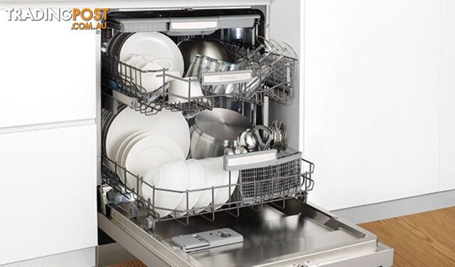 Westinghouse 60cm White Dishwasher - Model: WSF6606W