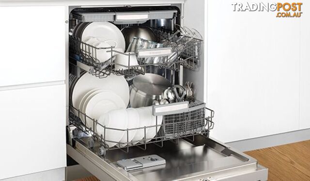Westinghouse 60cm White Dishwasher - Model: WSF6606W - photo 2 of 4