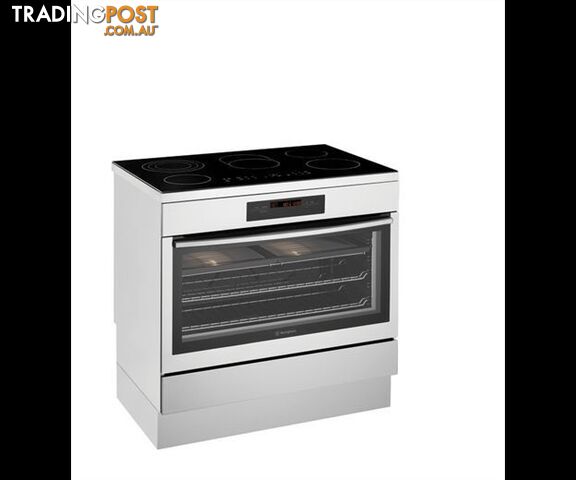 Westinghouse 90cm SSteel Freestanding Ceramic Hob Stove WFE946SA