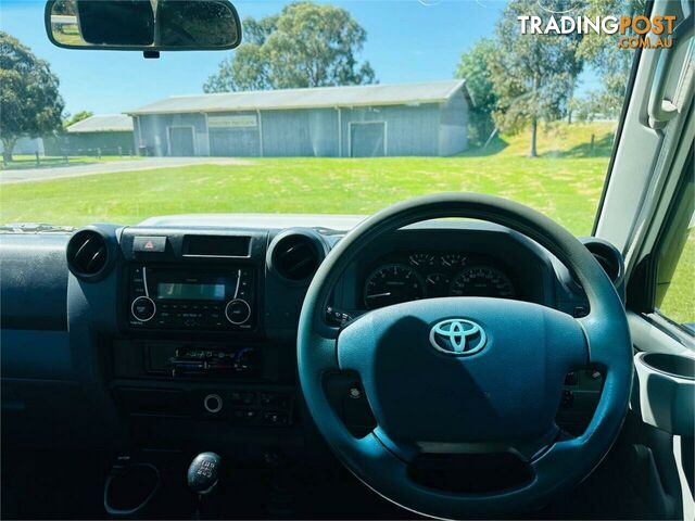 2017 TOYOTA LANDCRUISER WORKMATE (4X4) VDJ79R MY18 DOUBLE C\/CHAS