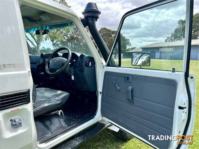 2012 TOYOTA LANDCRUISER WORKMATE (4X4) VDJ79R 09 UPGRADE CAB CHASSIS