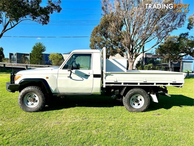 2016 TOYOTA LANDCRUISER WORKMATE (4X4) LC70 VDJ79R MY17 CAB CHASSIS