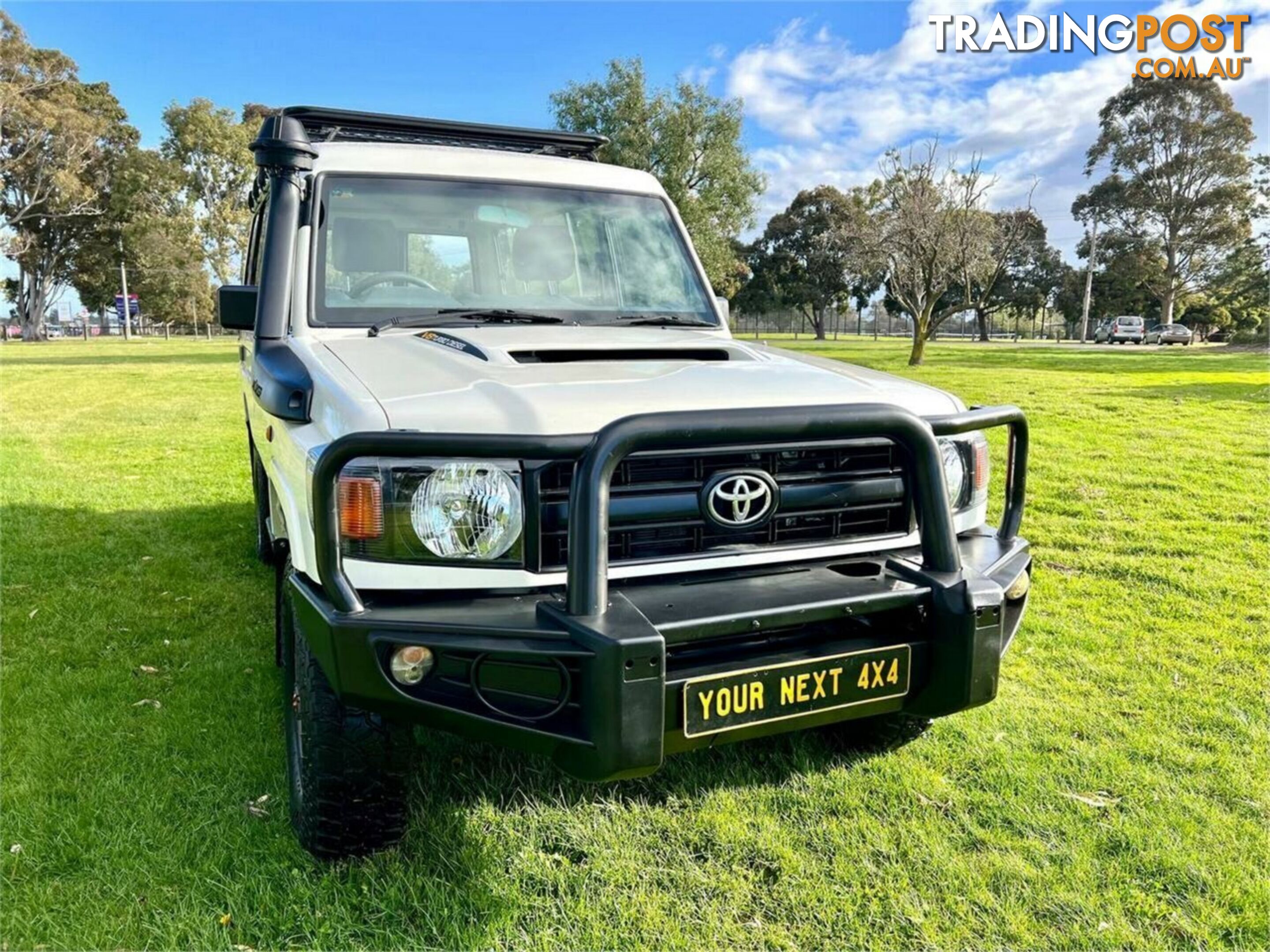 2010 TOYOTA LANDCRUISER WORKMATE (4X4) 11 SEAT VDJ78R 09 UPGRADE TROOP CARRIER