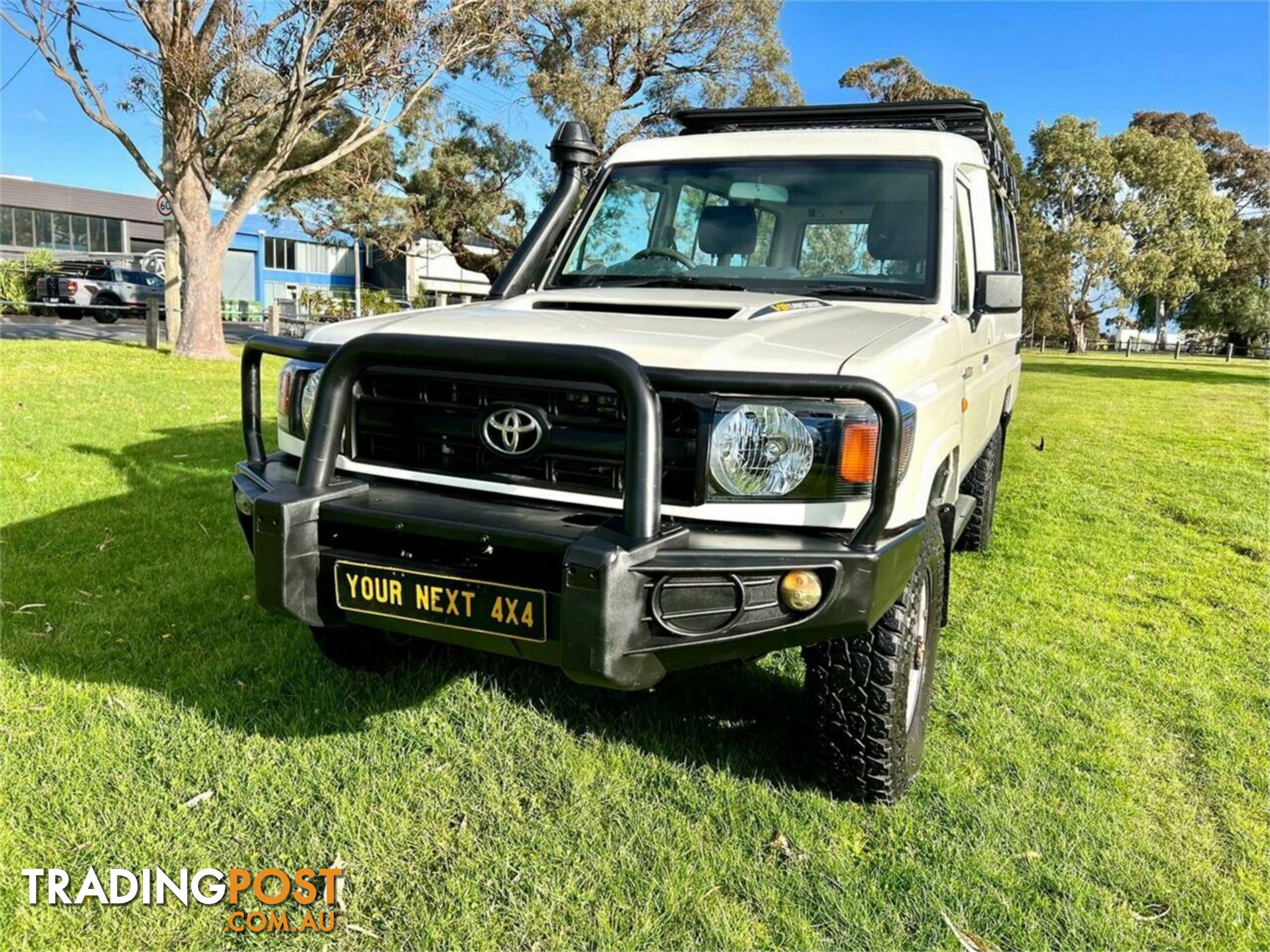 2010 TOYOTA LANDCRUISER WORKMATE (4X4) 11 SEAT VDJ78R 09 UPGRADE TROOP CARRIER