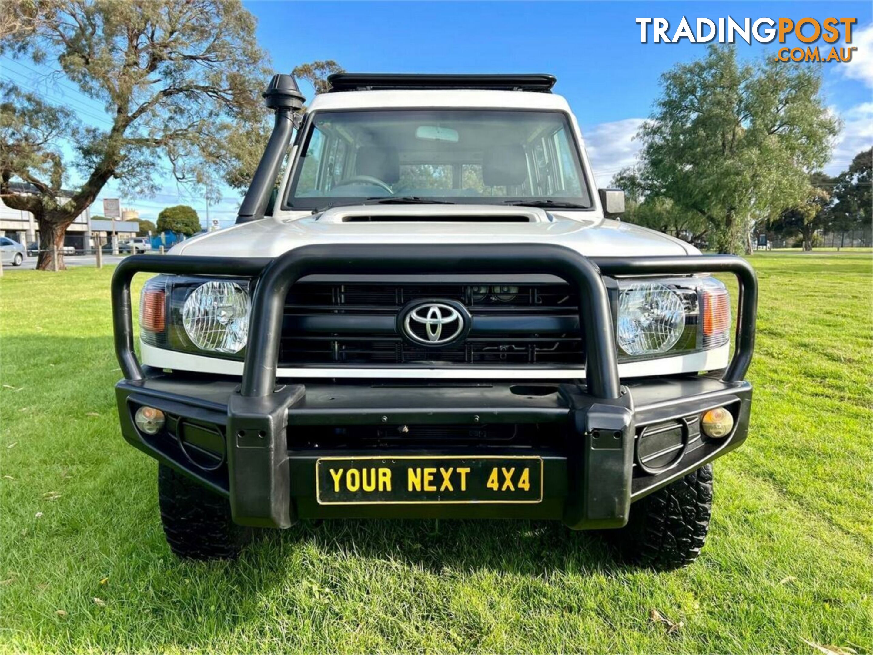 2010 TOYOTA LANDCRUISER WORKMATE (4X4) 11 SEAT VDJ78R 09 UPGRADE TROOP CARRIER