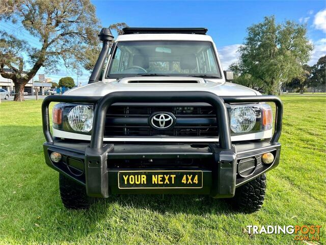 2010 TOYOTA LANDCRUISER WORKMATE (4X4) 11 SEAT VDJ78R 09 UPGRADE TROOP CARRIER