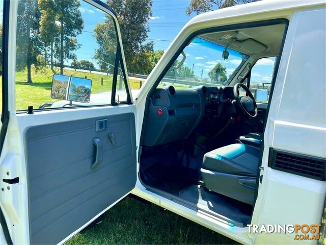 2017 TOYOTA LANDCRUISER WORKMATE (4X4) LC70 VDJ79R MY17 CAB CHASSIS