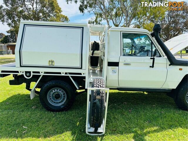 2013 TOYOTA LANDCRUISER WORKMATE (4X4) VDJ79R MY12 UPDATE CAB CHASSIS