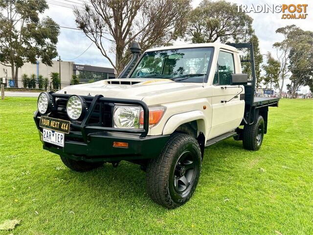 2017 TOYOTA LANDCRUISER WORKMATE (4X4) LC70 VDJ79R MY17 CAB CHASSIS