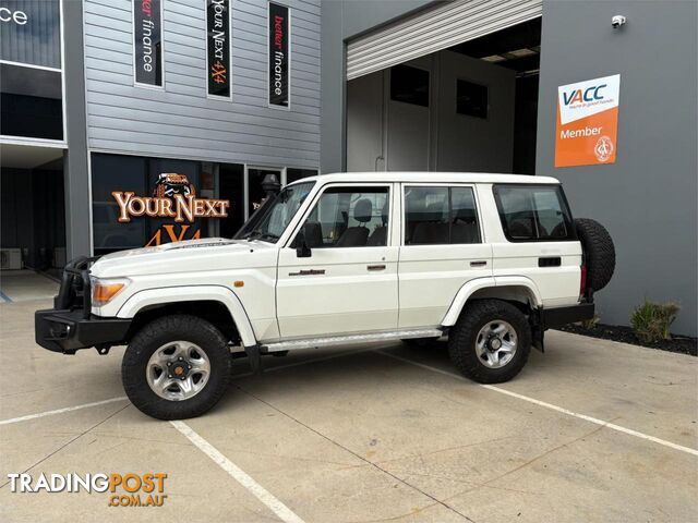 2011 TOYOTA LANDCRUISER GXL (4X4) VDJ76R 09 UPGRADE WAGON - photo 5 of 26