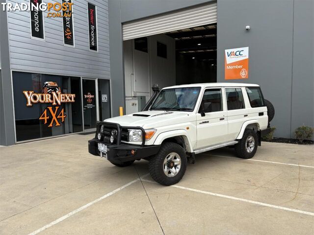 2011 TOYOTA LANDCRUISER GXL (4X4) VDJ76R 09 UPGRADE WAGON - photo 4 of 26