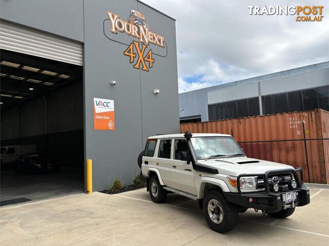 2011 TOYOTA LANDCRUISER GXL (4X4) VDJ76R 09 UPGRADE WAGON