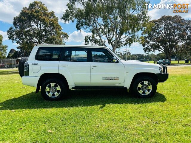 2004 NISSAN PATROL ST (4X4) GU III WAGON