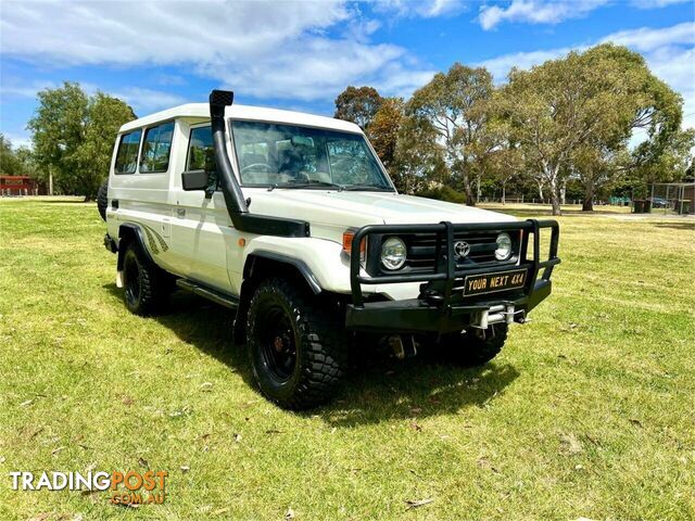 1998 TOYOTA LANDCRUISER (4X4) HZJ75RP CAB CHASSIS