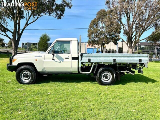 2017 TOYOTA LANDCRUISER WORKMATE (4X4) VDJ79R MY18 CAB CHASSIS