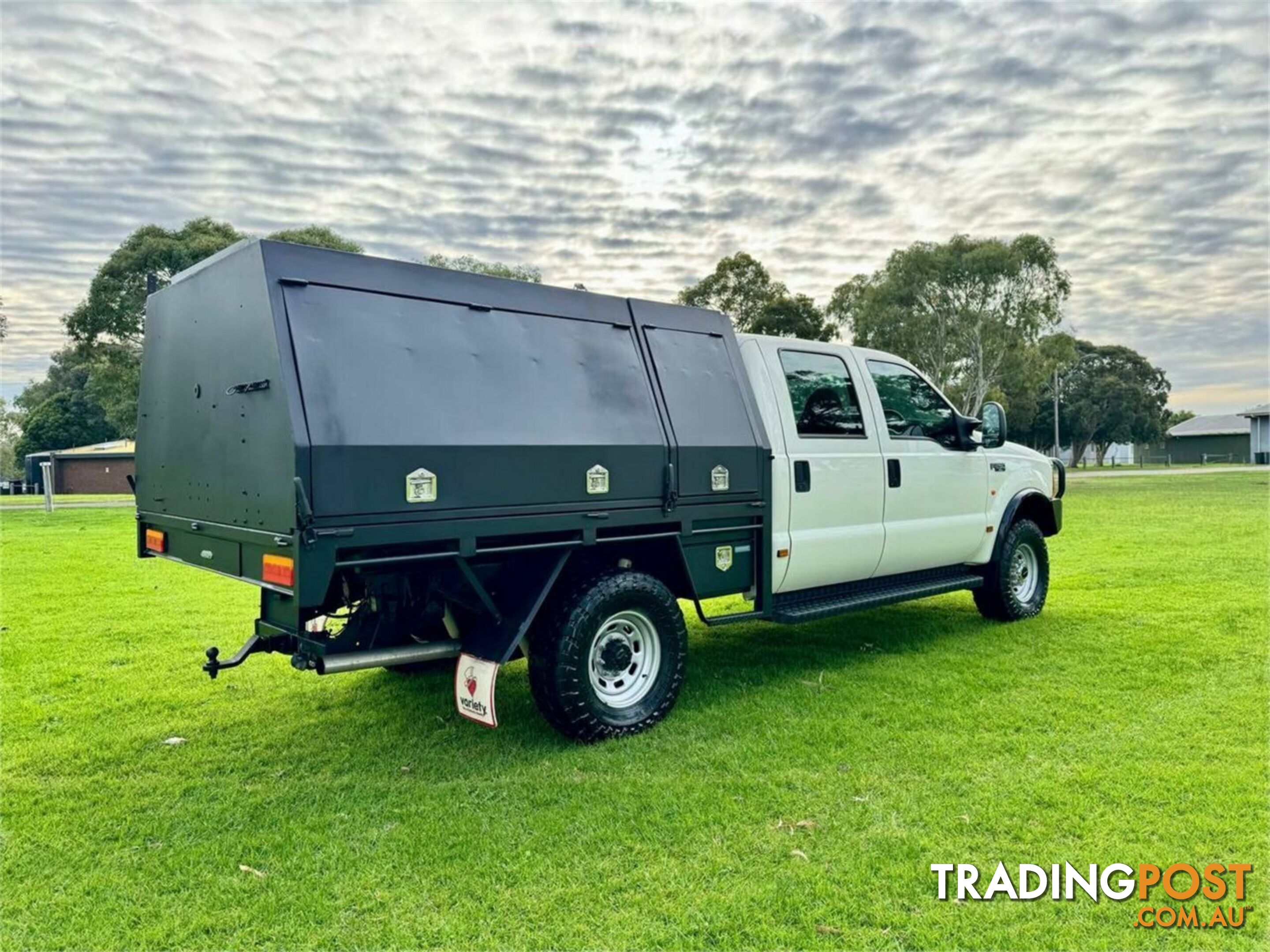 2002 FORD F250 XL (4X4) RM CREW CAB P\/UP
