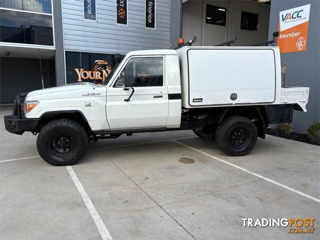 2020 TOYOTA LANDCRUISER WORKMATE (4X4) VDJ79R MY18 CAB CHASSIS - photo 4 of 17
