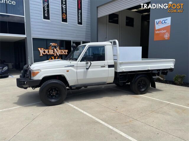 2017 TOYOTA LANDCRUISER WORKMATE (4X4) VDJ79R MY18 CAB CHASSIS - photo 5 of 19