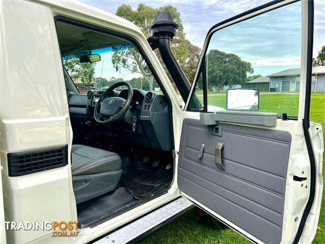 2018 TOYOTA LANDCRUISER WORKMATE (4X4) VDJ79R MY18 CAB CHASSIS