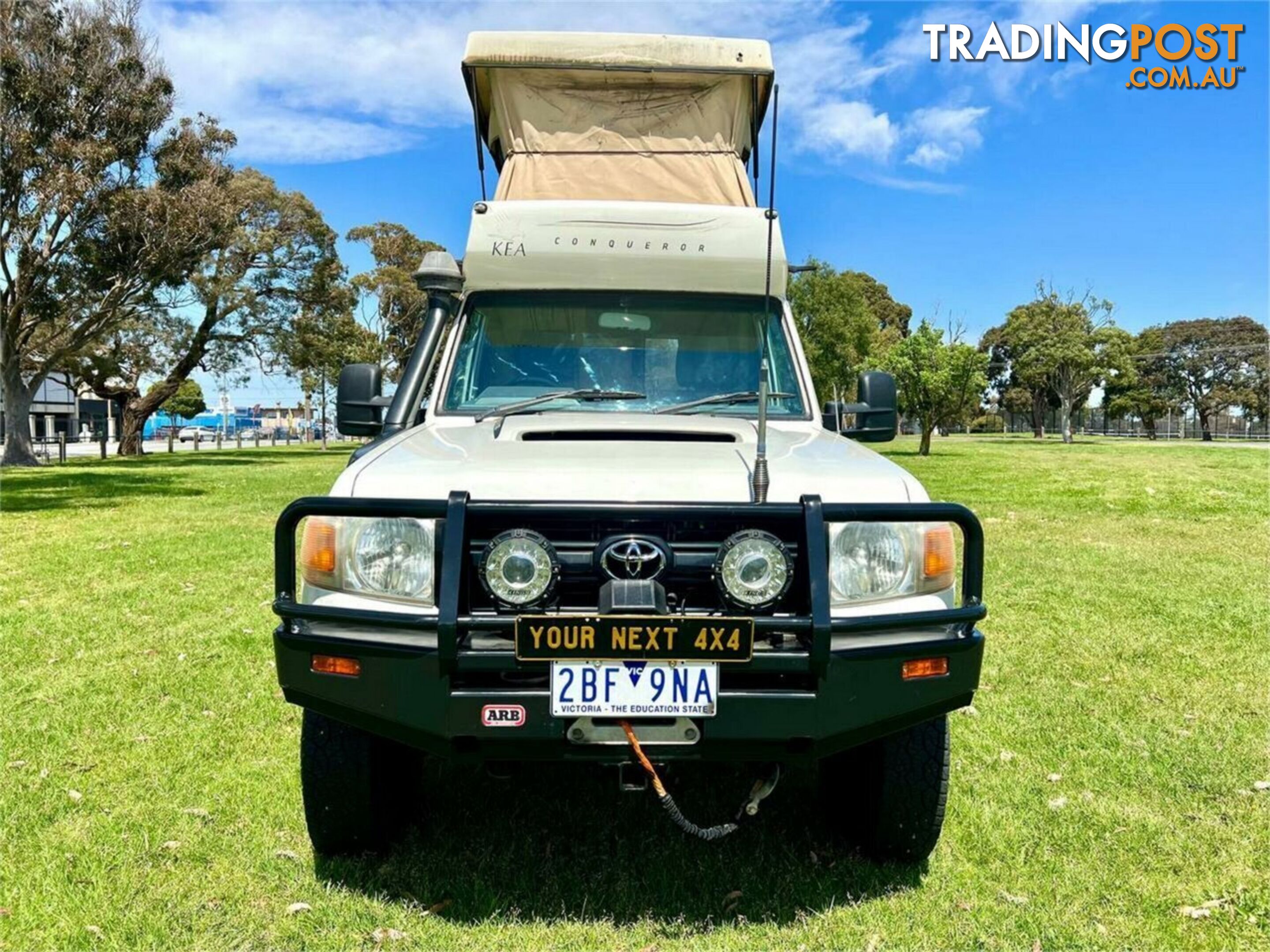 2009 TOYOTA LANDCRUISER WORKMATE (4X4) 3 SEAT VDJ78R TROOP CARRIER