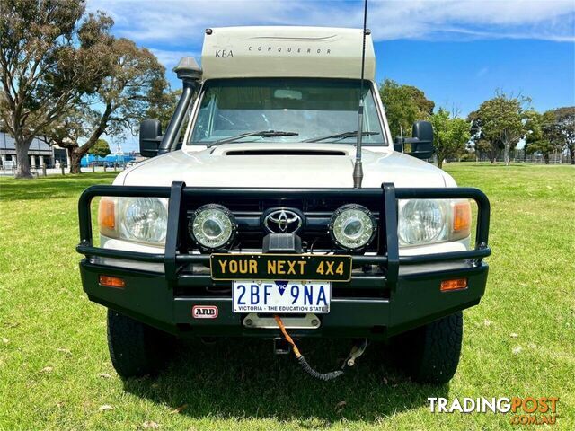 2009 TOYOTA LANDCRUISER WORKMATE (4X4) 3 SEAT VDJ78R TROOP CARRIER