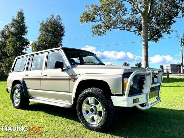 1992 Nissan Patrol DX 4x4