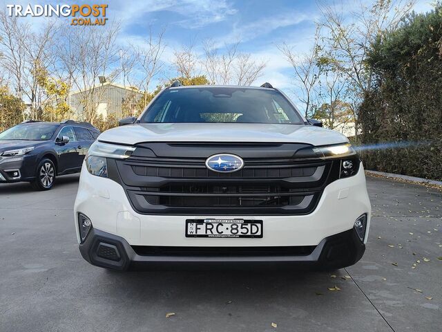 2025 Subaru Forester Hybrid S6 SUV - photo 5 of 22