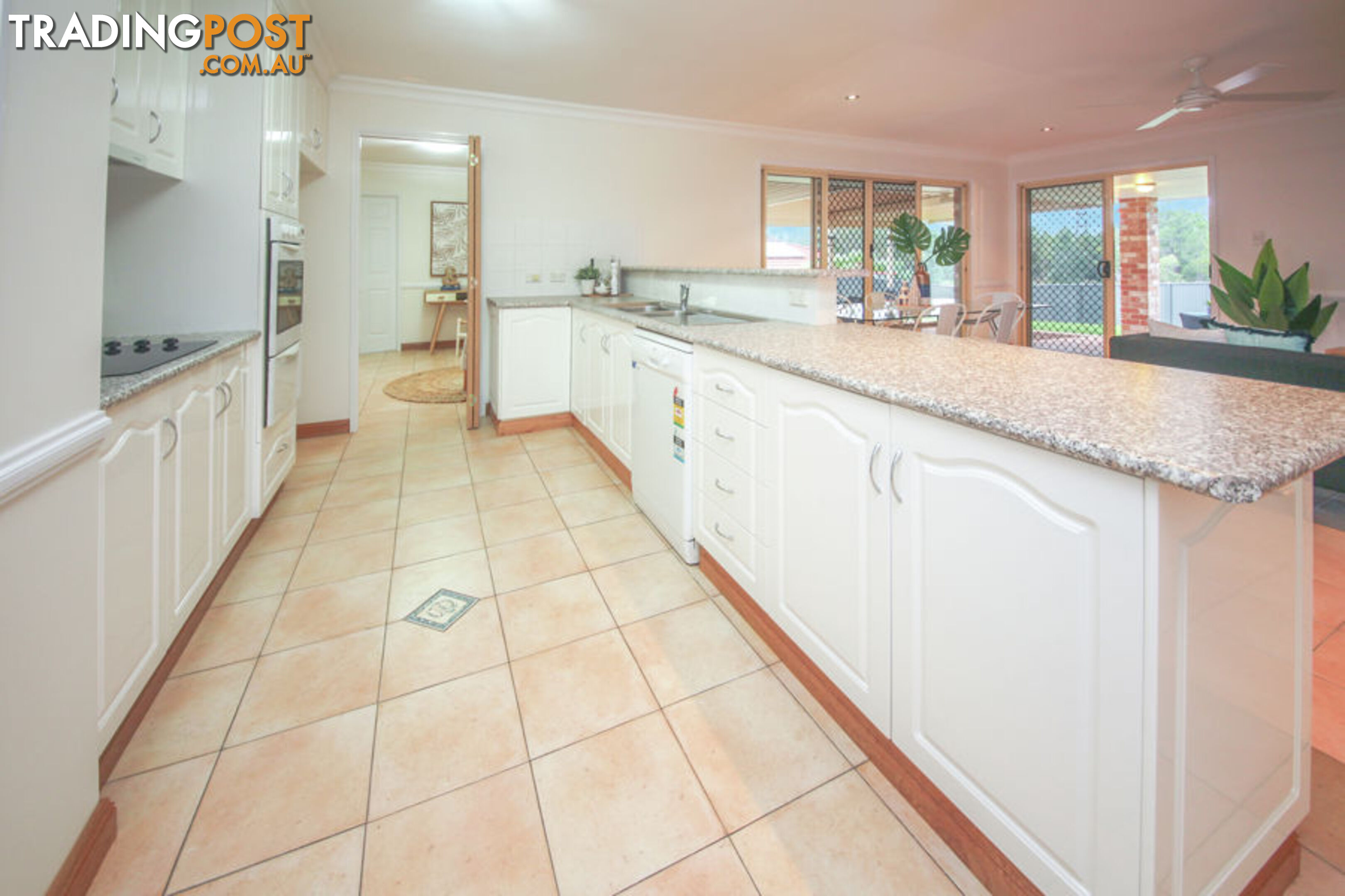 35 Kentwell Place WISHART QLD 4122