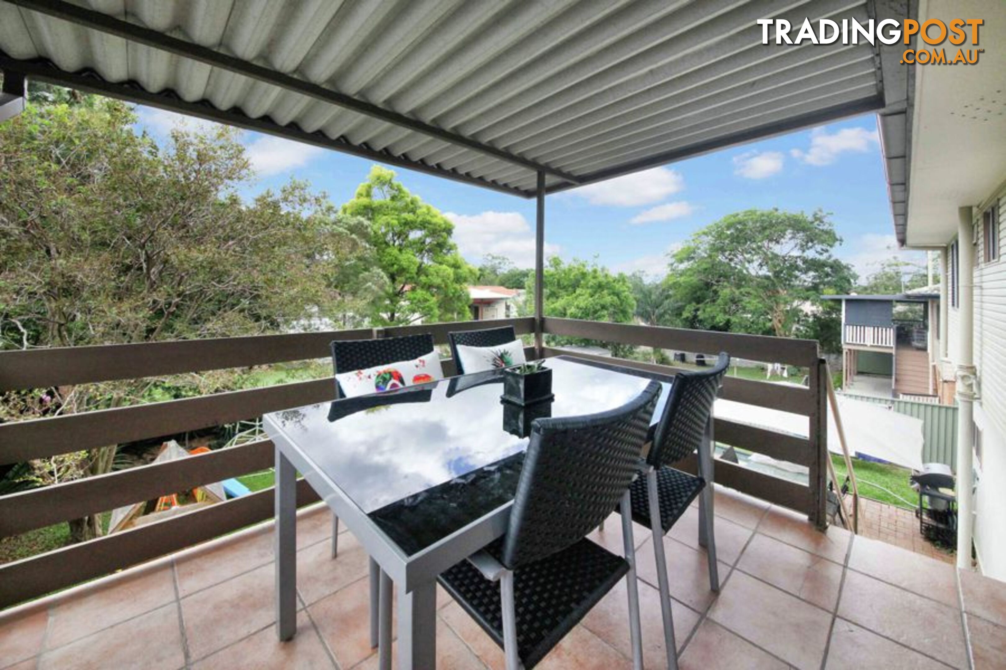 10 Dallin Street WISHART QLD 4122