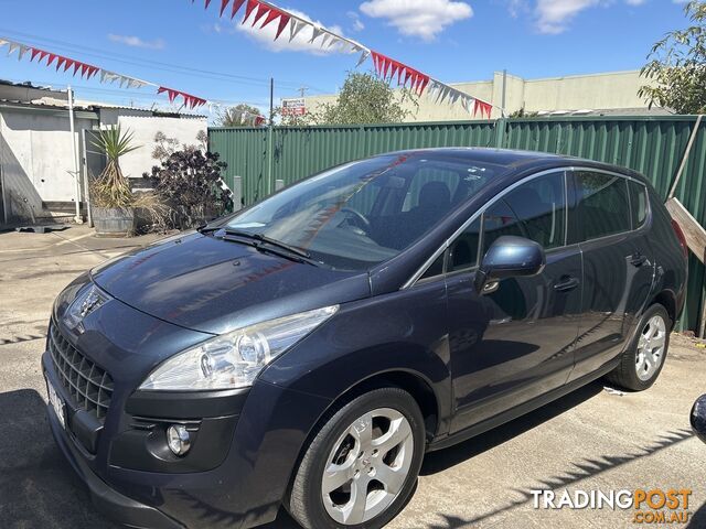 2013 PEUGEOT 3008 WAGON - photo 2 of 4