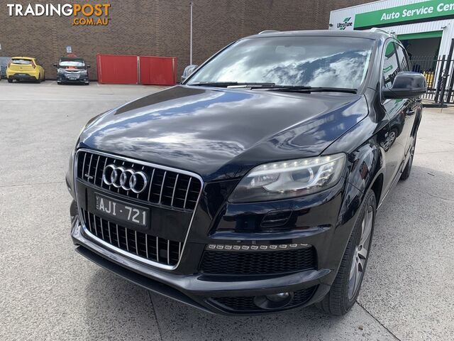 2011 AUDI Q7 WAGON - photo 3 of 9