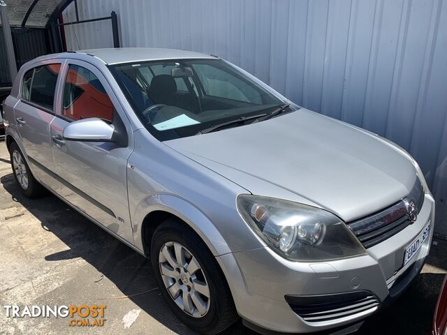 2006 HOLDEN ASTRA HATCHBACK