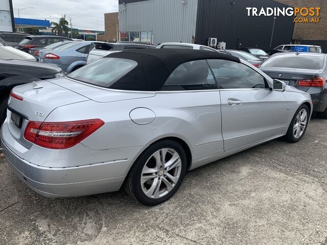 2010 MERCEDES-BENZ E250 CABRIOLET - photo 2 of 6