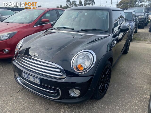 2013 MINI COOPER HATCHBACK